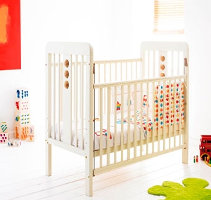 Image for Bola Cot in Cream.