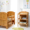 Hogarth 3 in 1 cot Bed White/Oak image.