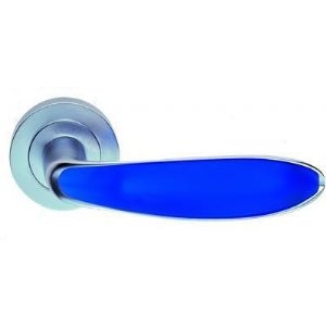 Image for Diva Lever on round rose.